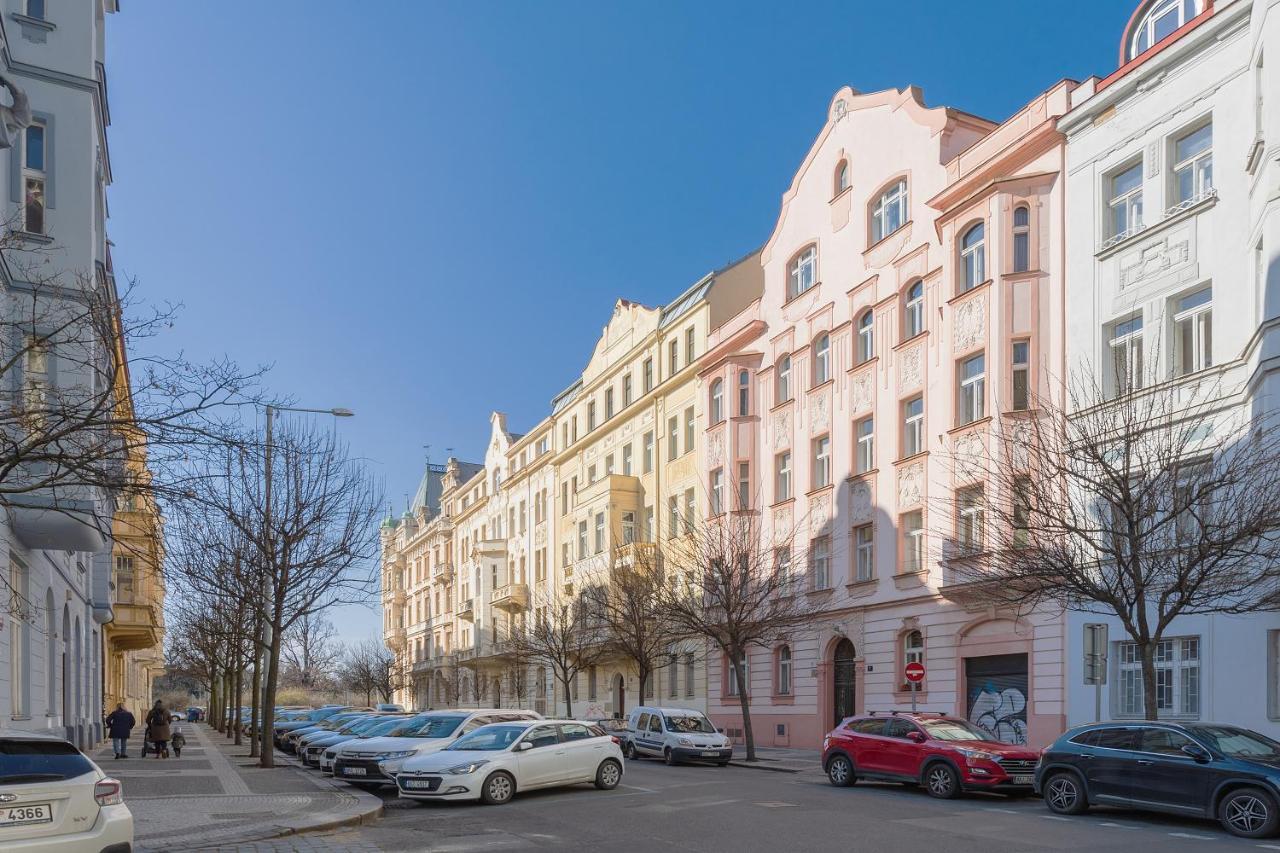 Bright&Spacious Attic Apartment Praga Exterior foto